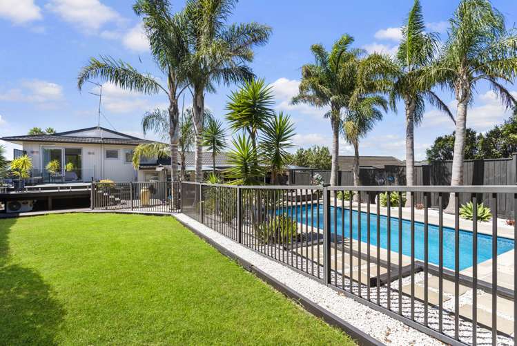 21 Fratley Avenue Farm Cove_20