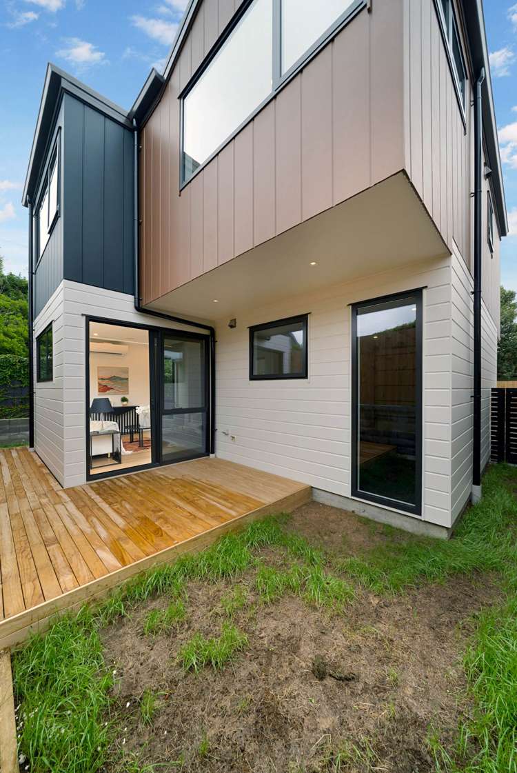 11A & 11B Cadman Avenue Greenlane_20