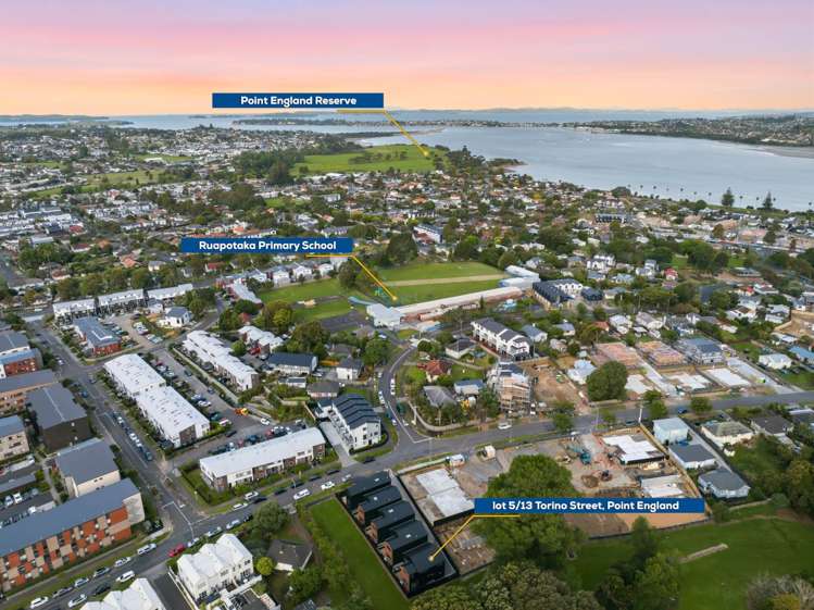 13 Torino Street Pt England_30