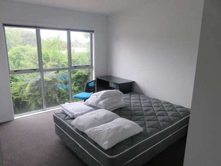 8/100 Knighton Road Hillcrest_9