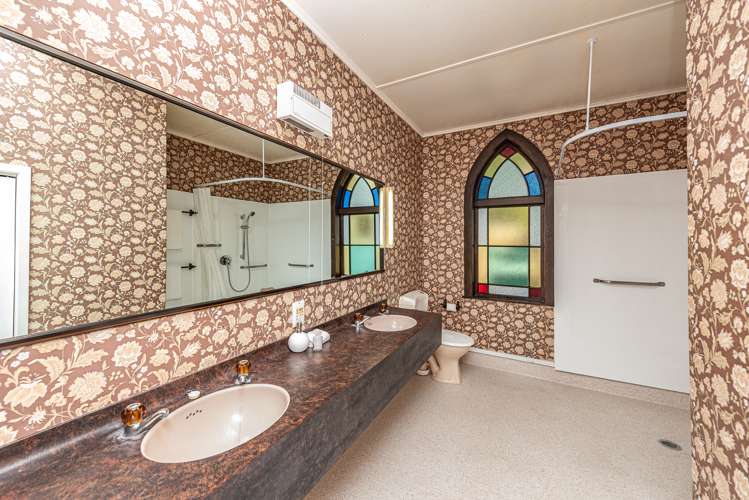 2 Acton Place Saint Johns Hill_12