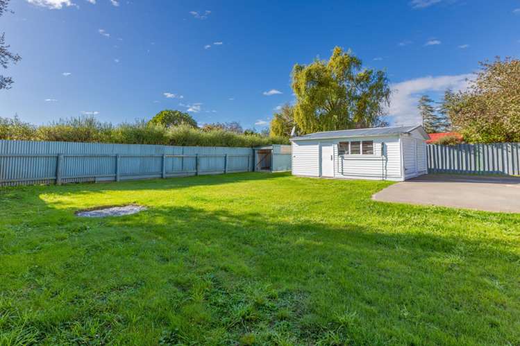 23 Dee Street Otane_16