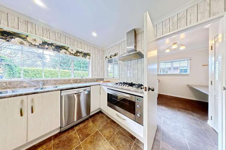 7 Woodfield Avenue Roslyn_8
