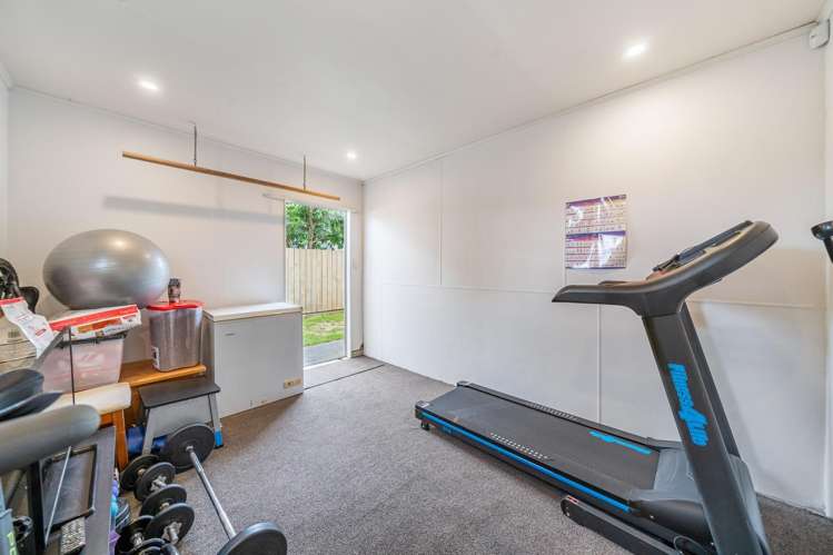 39 Naenae Road Naenae_13