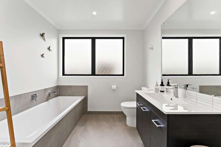 2 Rangihina Road Hobsonville_16