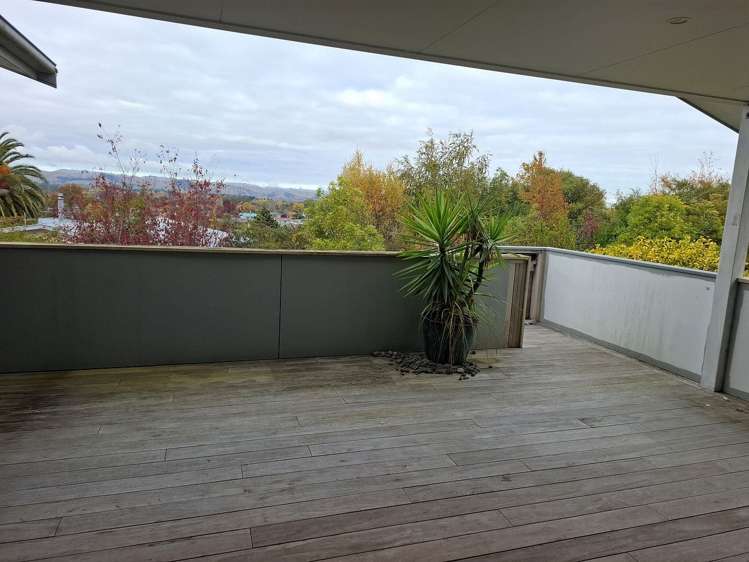 23 Puriri Crescent Lansdowne_6