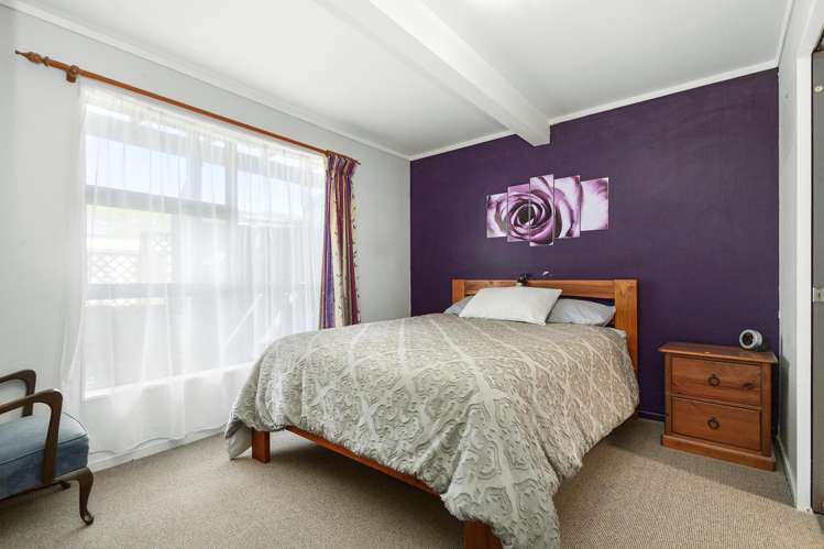 9A Kowhai Street Tawa_7