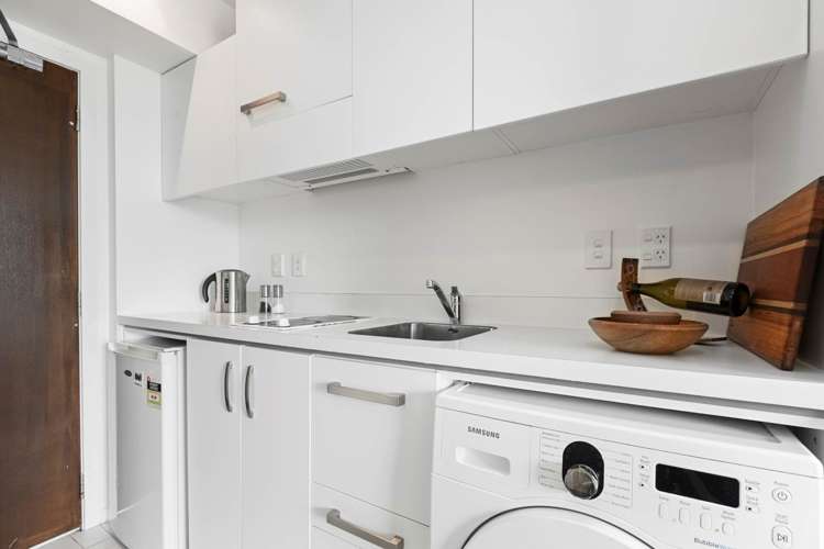 919/10 Waterloo Quadrant Auckland Central_7