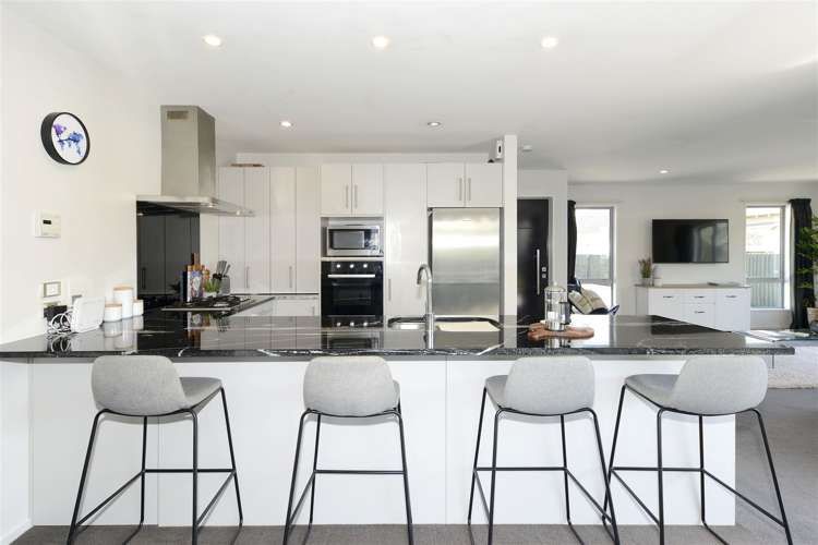 151a Edgeware Road Edgeware_11