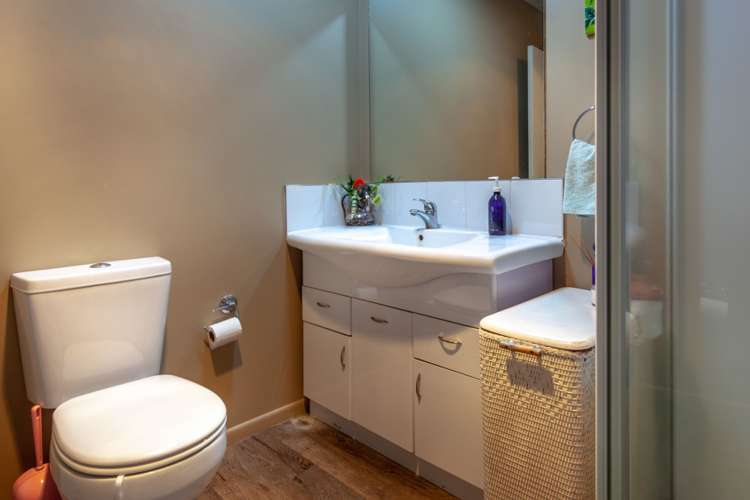 100d Waverley Place Whangamata_22