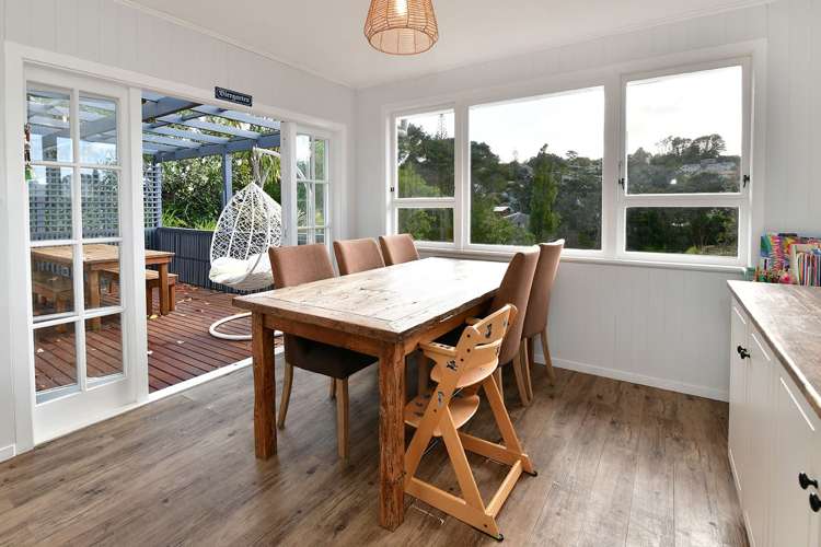 61 Gledstane Road Stanmore Bay_7