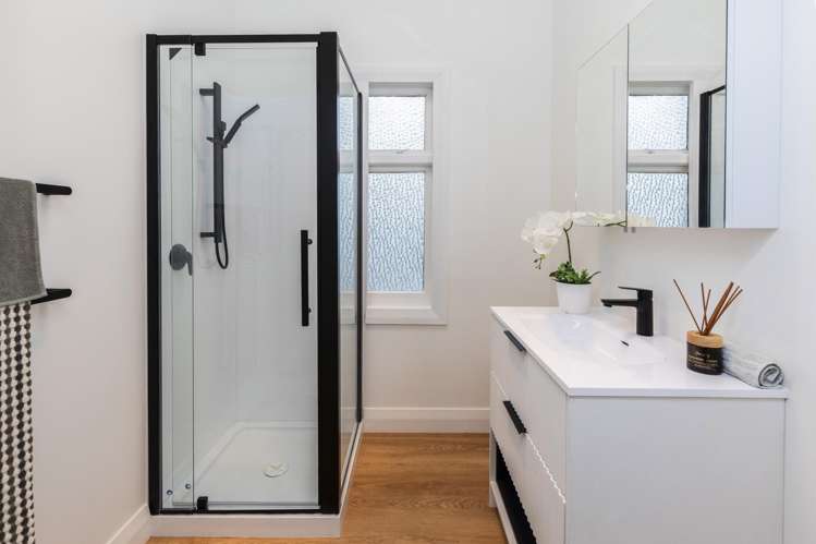 18 Sullivan Avenue Woolston_10