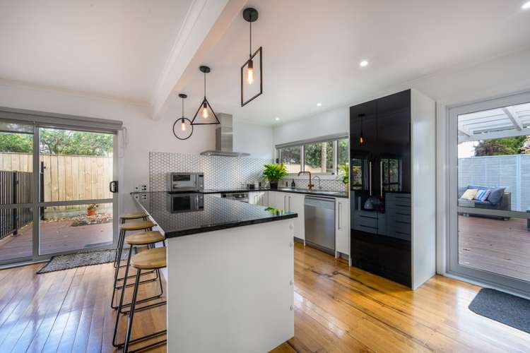 6 Freyberg Place Howick_10