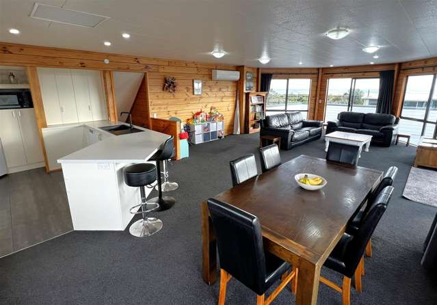 3B Rutherglen Road Paroa_3