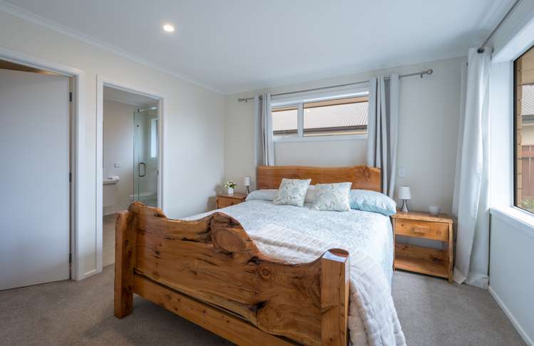 36 Youngberry Drive Richmond_6