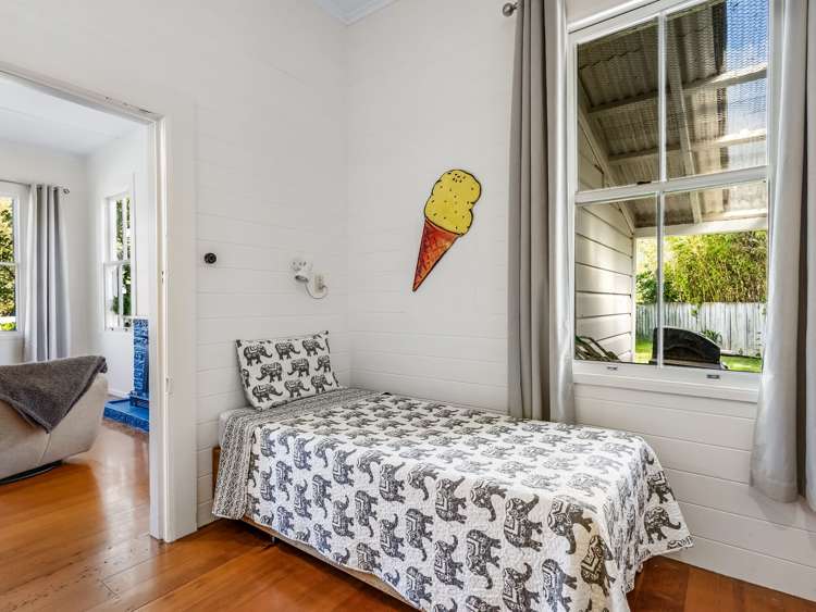 4C Shoal Beach Road Aramoana_26