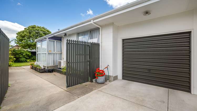 2/148 Beach Road North New Brighton_10