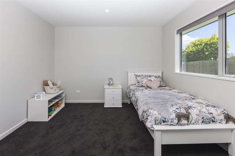 7 Kingsbridge West Burwood_13