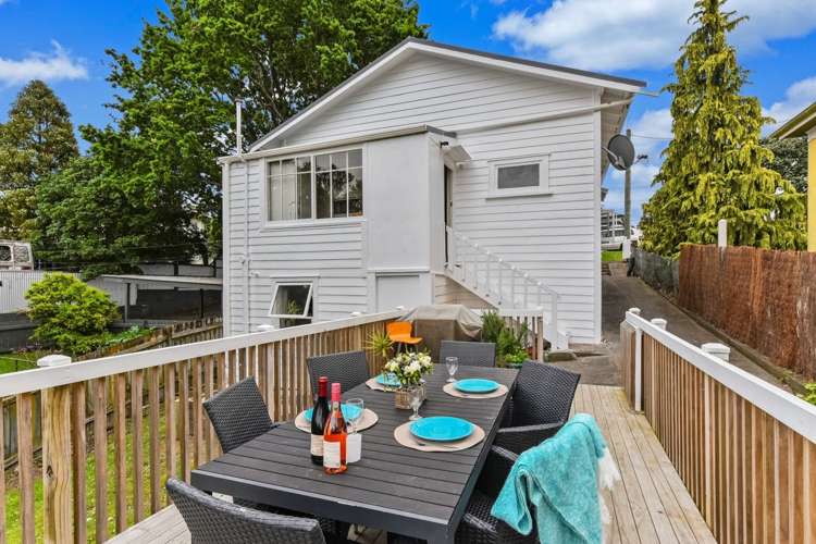 12 William Bond Street Stanley Point_15