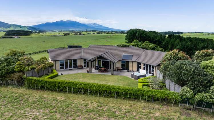 253 Lower Pitone Road Okato_2