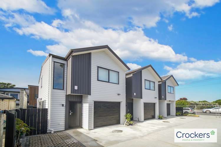 83C Russell Road 10686_0