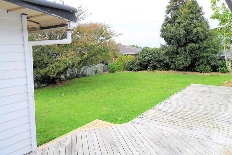 2 Boler Place New Lynn_13