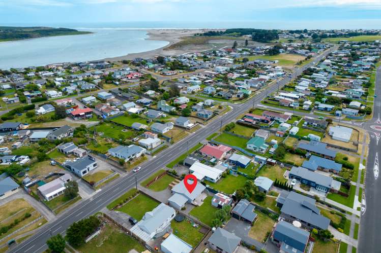 99 Seabury Avenue Foxton Beach_14