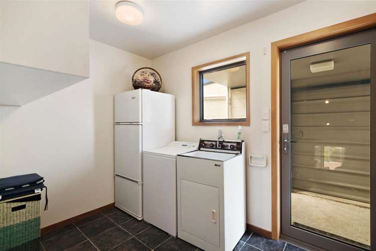 241 Lakeview Terrace Lake Hawea_14