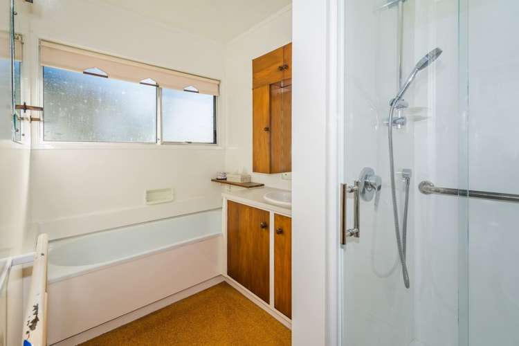 1/4 Tui Glen Road Birkenhead_15