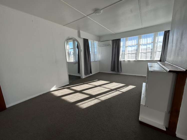 166 Cole Street 10754_3