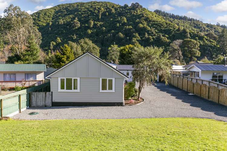 99 Akatarawa Road Birchville_16