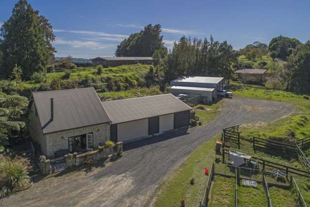 14 Thorn Road Kaimai_2