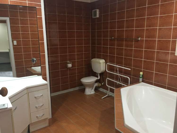 10 Scenic Drive Hillpark_1