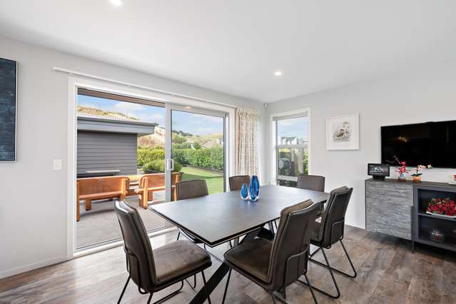 88 Cedarwood Street Woodridge_4