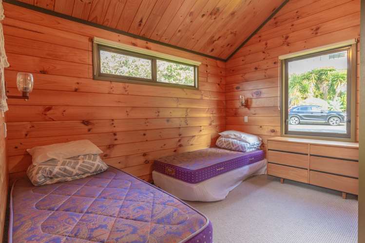 221 Russell Bruce Place Onemana_14