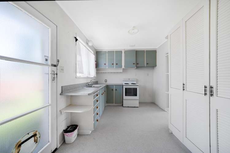 2/15 Hillside Road_1
