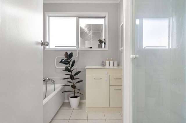 23 Cherry Tree Place Massey_4