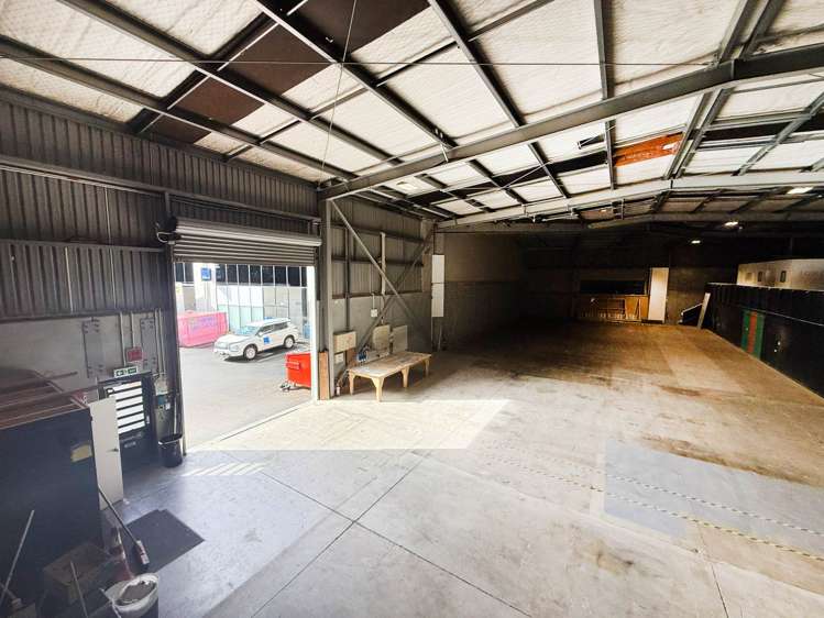 Unit D/483 Rosebank Road Avondale_1