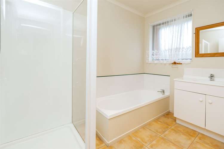 108 Ayrshire Drive Grandview Heights_5