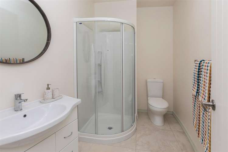 30 McLeods Road Sefton_10