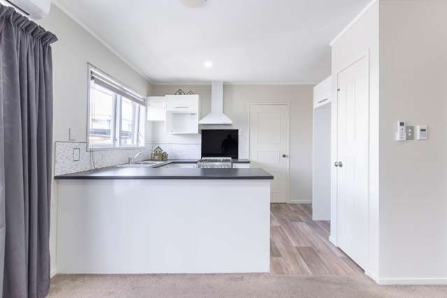 1/115 Kolmar Road Papatoetoe_3