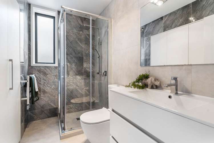 24 Karoro Road Flat Bush_11