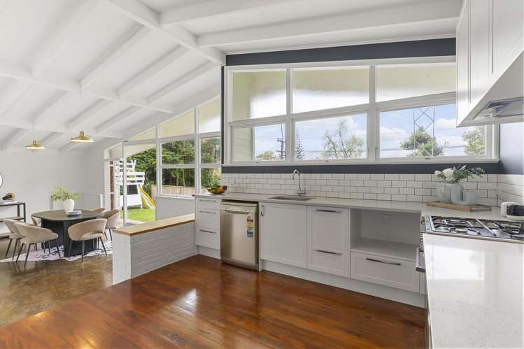 246 Glengarry Road Glen Eden_9