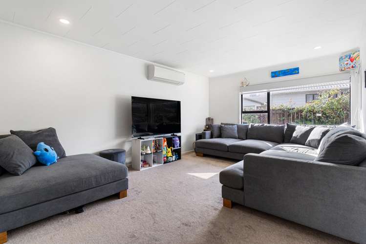 1/6 James Walter Place Mount Wellington_10