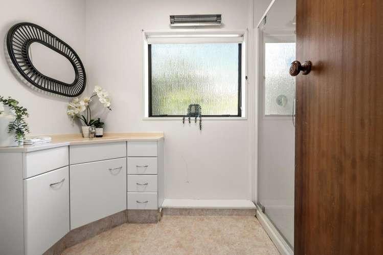 67A Edgecumbe Road Avenues_12