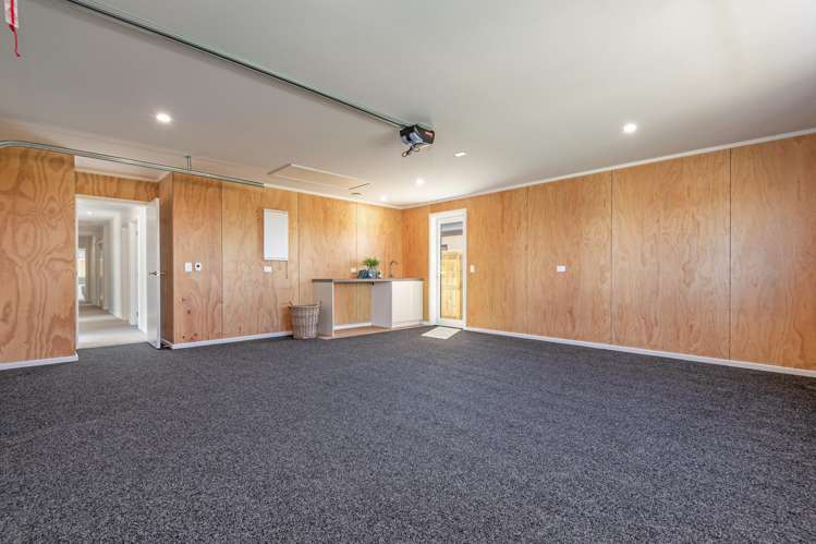 1 Teitei Ave Feilding_15