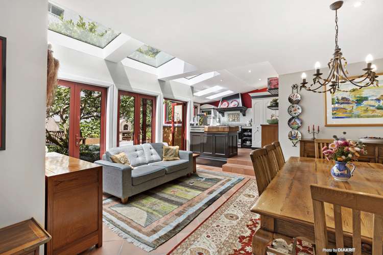 126 Oriental Parade Oriental Bay_2