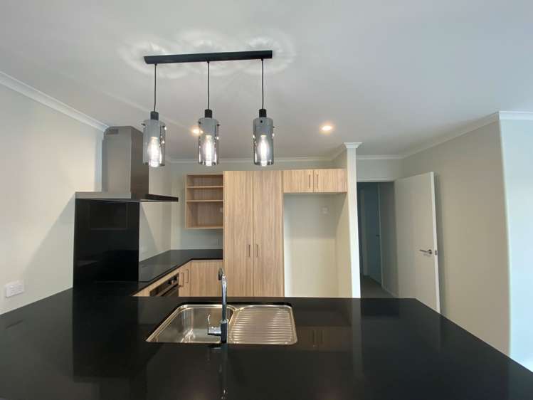 2A Butler Pl Te Kamo_2