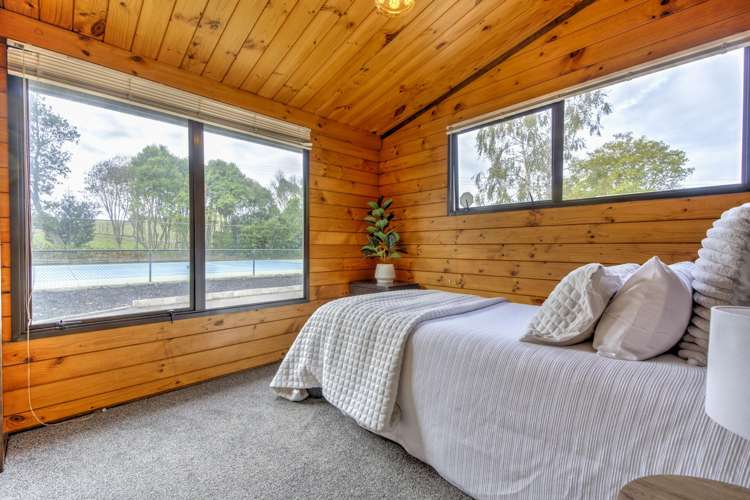 2/134 Barrett Road Temple View_14