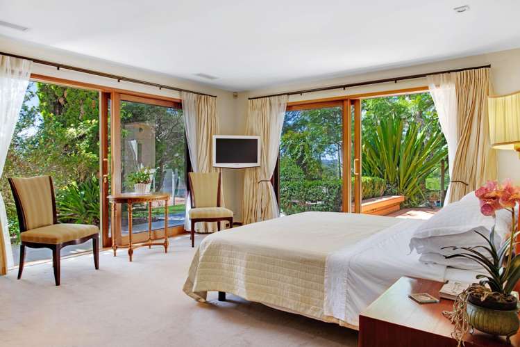 131 Point View  Drive East Tamaki Heights_20